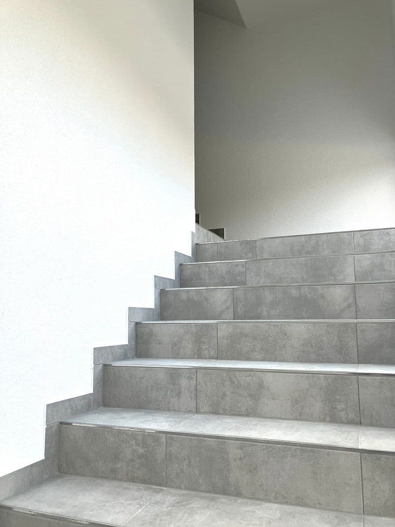 Prenájom bytu 3-izbový 108 m², Harthäuser Straße 18, Igersheim, Bádensko-Wurttembersko Prenájom bytu 3-izbový 108 m², Harthäuser Straße 18, Igersheim, Bádensko-Wurttembersko