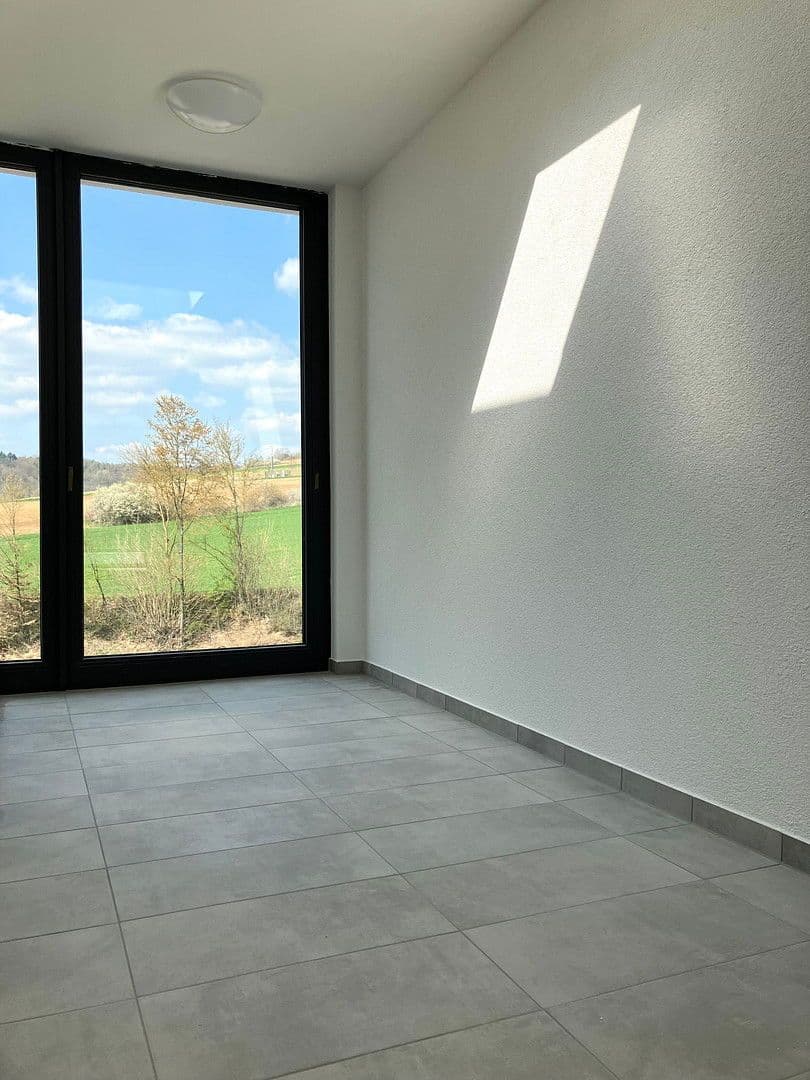 Prenájom bytu 3-izbový 108 m², Harthäuser Straße 18, Igersheim, Bádensko-Wurttembersko Prenájom bytu 3-izbový 108 m², Harthäuser Straße 18, Igersheim, Bádensko-Wurttembersko