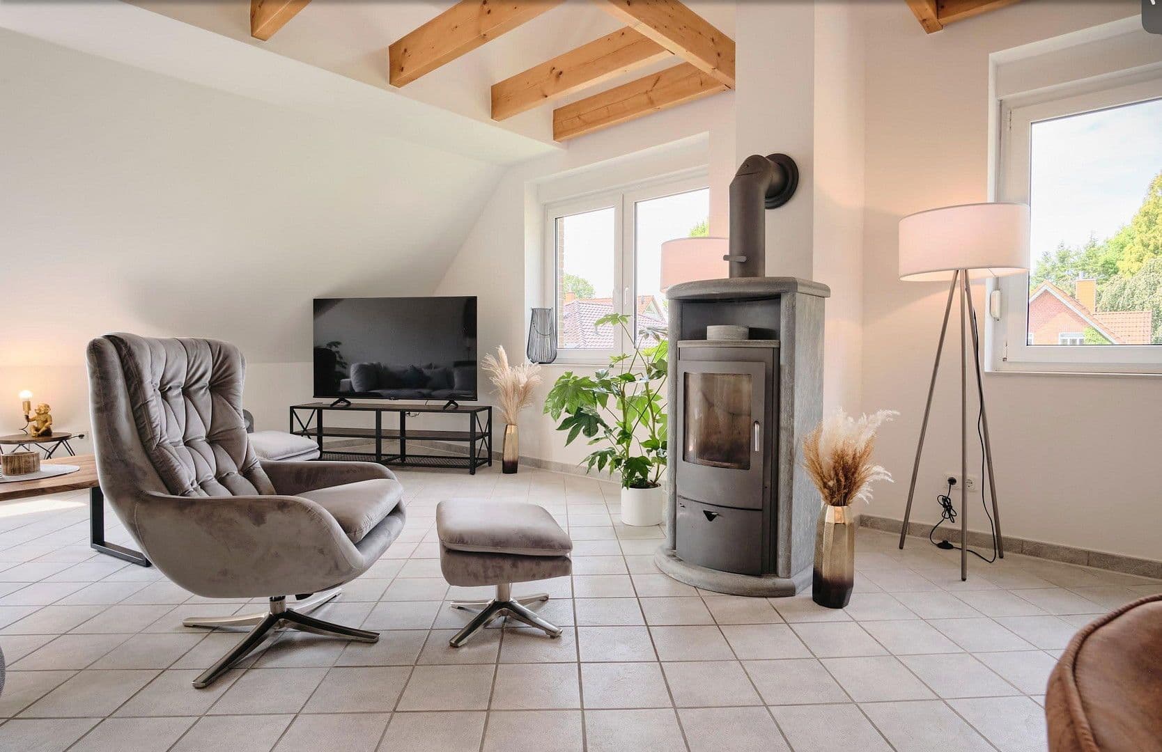 Predaj domu 315 m², pozemek 700 m², Mittelweg 45, Stuhr, Dolné Sasko Predaj domu 315 m², pozemek 700 m², Mittelweg 45, Stuhr, Dolné Sasko