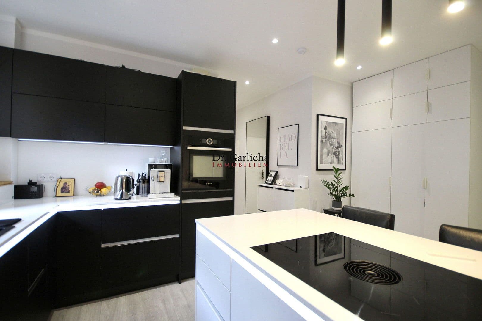 Prenájom bytu 3-izbový 79 m², Thomasiusstr. 3, Berlin, Berlín Prenájom bytu 3-izbový 79 m², Thomasiusstr. 3, Berlin, Berlín