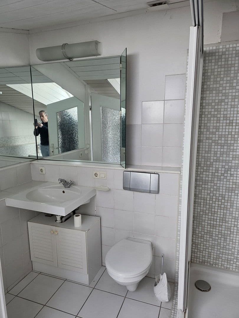 Prenájom domu 140 m², pozemek 230 m², Düsseldorf, Severné Porýnie - Westfálsko Prenájom domu 140 m², pozemek 230 m², Düsseldorf, Severné Porýnie - Westfálsko