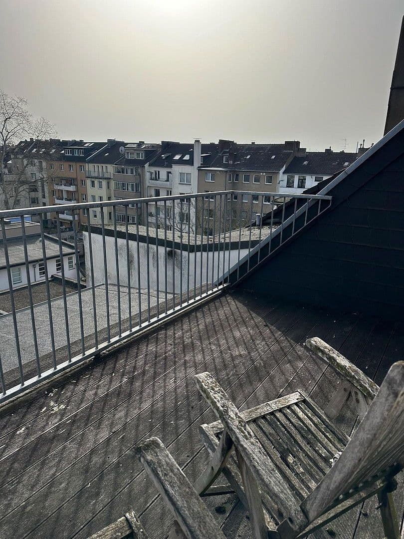 Prenájom bytu 1-izbový 60 m², Düsseldorf, Severné Porýnie - Westfálsko Prenájom bytu 1-izbový 60 m², Düsseldorf, Severné Porýnie - Westfálsko