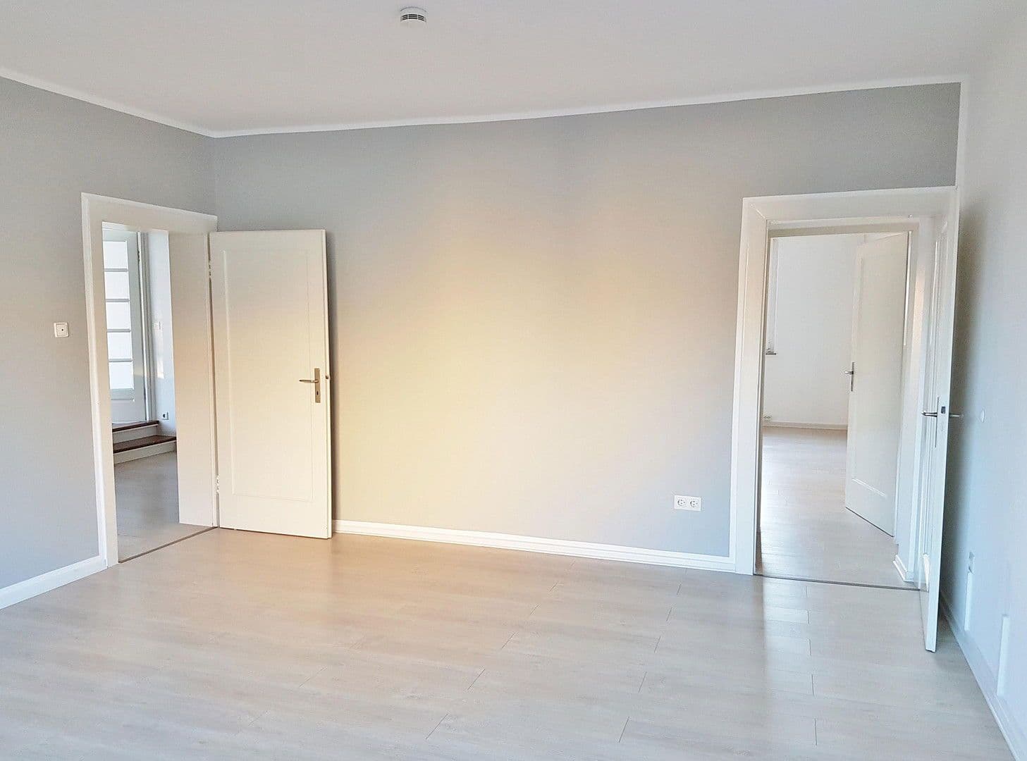 Prenájom bytu 6-izbový 156 m², Hildesheim, Dolné Sasko Prenájom bytu 6-izbový 156 m², Hildesheim, Dolné Sasko