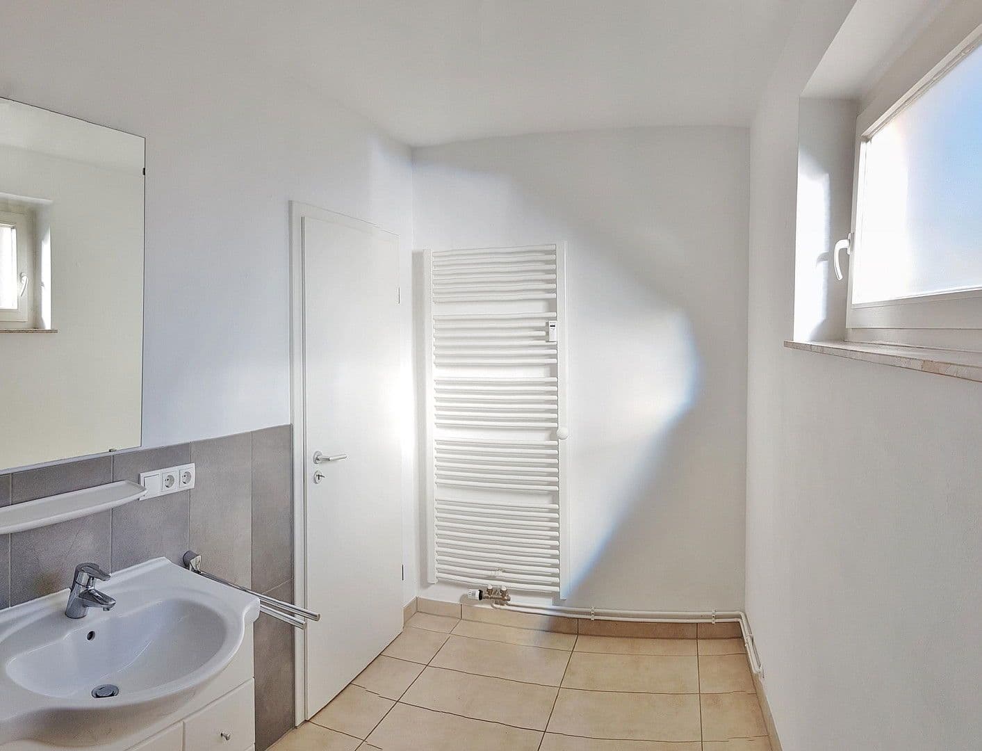 Prenájom bytu 6-izbový 156 m², Hildesheim, Dolné Sasko Prenájom bytu 6-izbový 156 m², Hildesheim, Dolné Sasko