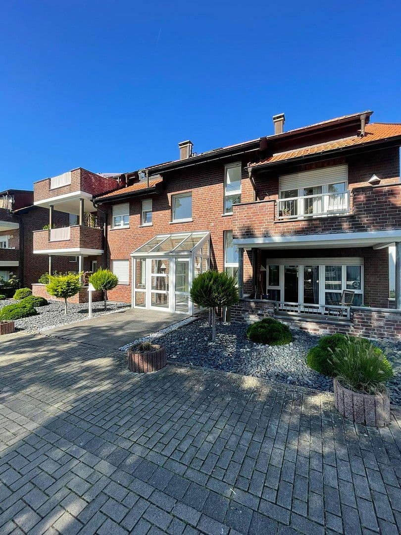 Predaj bytu 3-izbový 91 m², Aachen, Severné Porýnie - Westfálsko Predaj bytu 3-izbový 91 m², Aachen, Severné Porýnie - Westfálsko