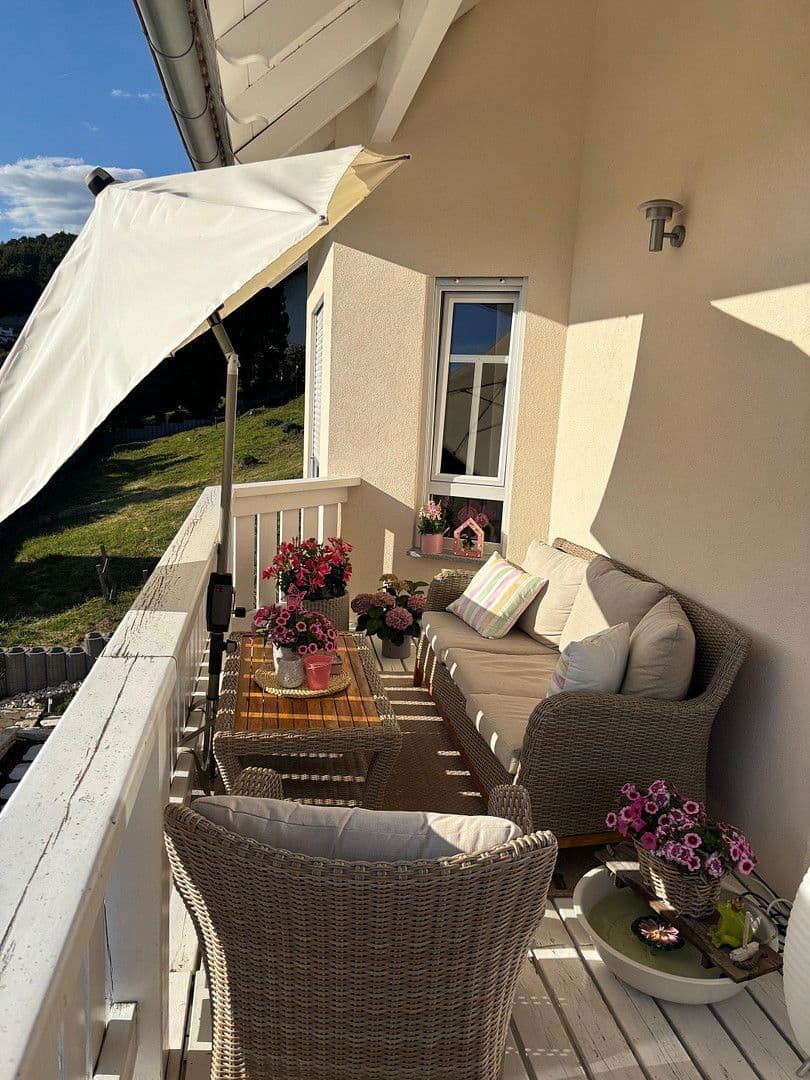 Predaj domu 210 m², pozemek 518 m², Höchst im Odenwald, Hesensko Predaj domu 210 m², pozemek 518 m², Höchst im Odenwald, Hesensko