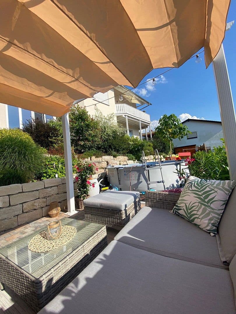 Predaj domu 210 m², pozemek 518 m², Höchst im Odenwald, Hesensko Predaj domu 210 m², pozemek 518 m², Höchst im Odenwald, Hesensko