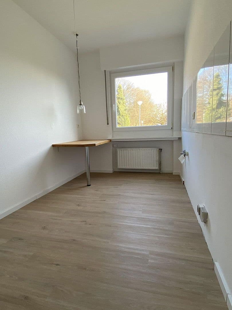 Prenájom bytu 3-izbový 70 m², Beethovenstraße 14, Hückeswagen, Severné Porýnie - Westfálsko Prenájom bytu 3-izbový 70 m², Beethovenstraße 14, Hückeswagen, Severné Porýnie - Westfálsko