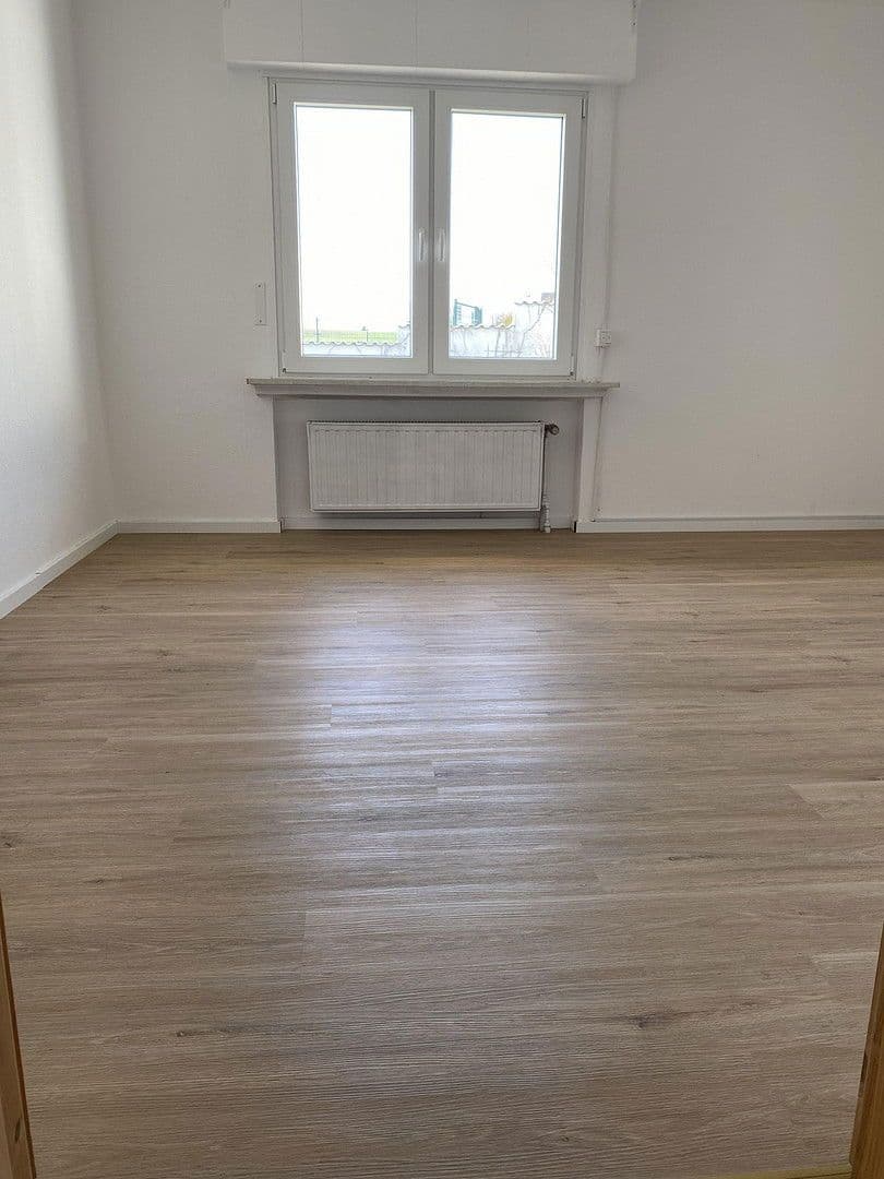 Prenájom bytu 3-izbový 70 m², Beethovenstraße 14, Hückeswagen, Severné Porýnie - Westfálsko Prenájom bytu 3-izbový 70 m², Beethovenstraße 14, Hückeswagen, Severné Porýnie - Westfálsko