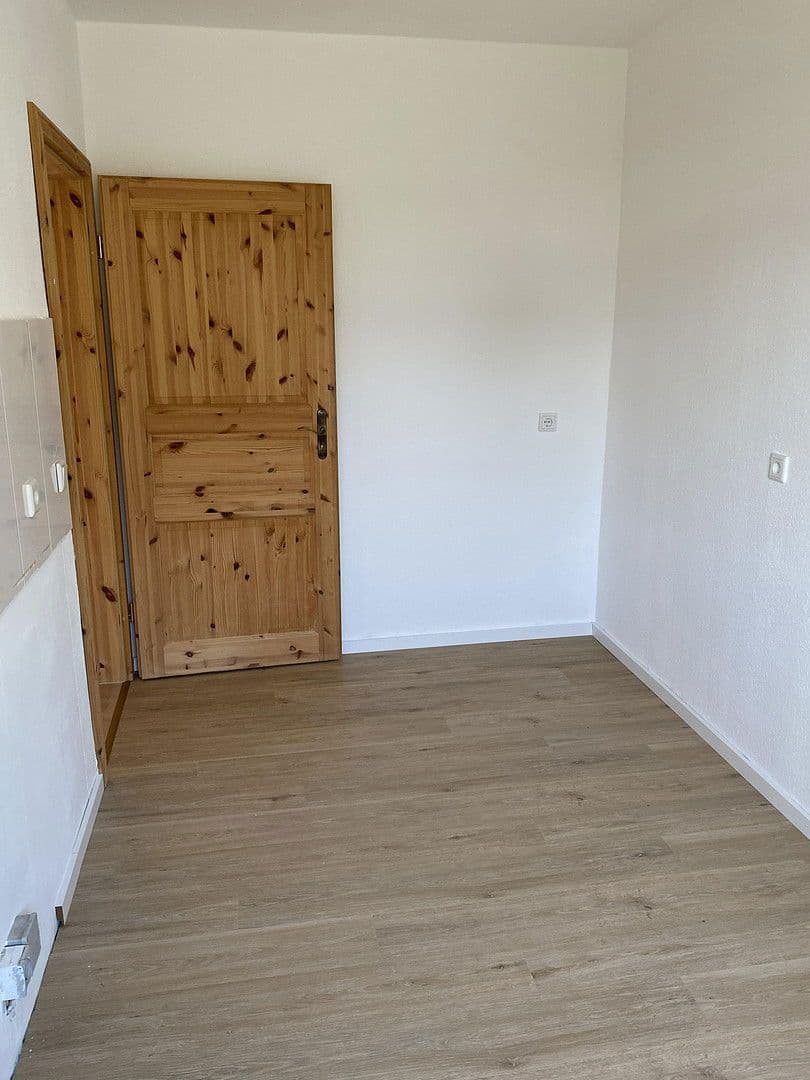 Prenájom bytu 3-izbový 70 m², Beethovenstraße 14, Hückeswagen, Severné Porýnie - Westfálsko Prenájom bytu 3-izbový 70 m², Beethovenstraße 14, Hückeswagen, Severné Porýnie - Westfálsko