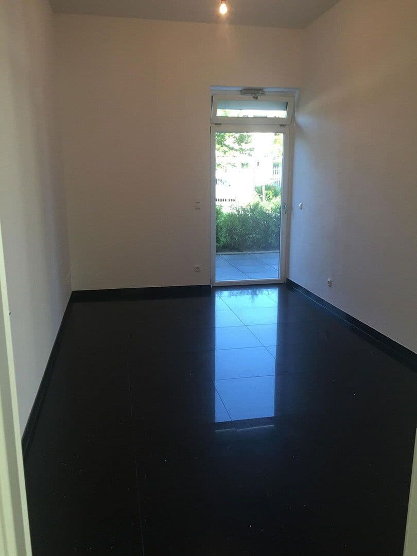 Predaj bytu 3-izbový 111 m², Scheibmeirstr., München, Bavorsko Predaj bytu 3-izbový 111 m², Scheibmeirstr., München, Bavorsko