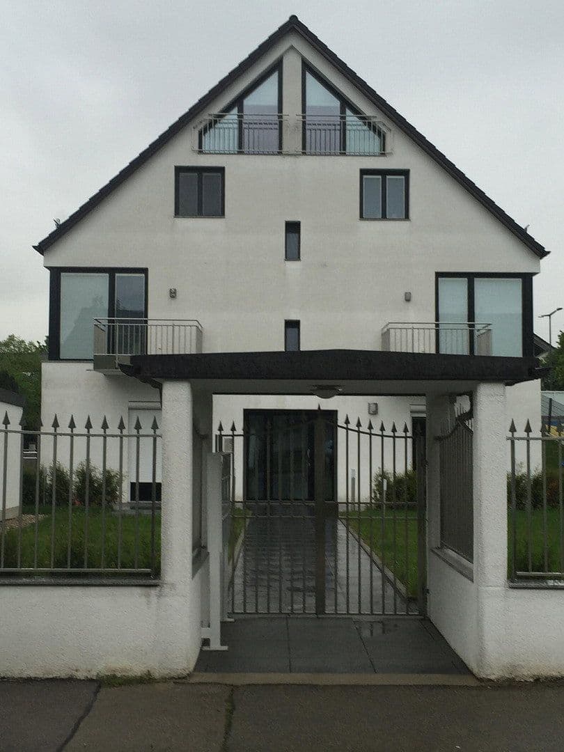 Predaj bytu 3-izbový 111 m², Scheibmeirstr., München, Bavorsko Predaj bytu 3-izbový 111 m², Scheibmeirstr., München, Bavorsko