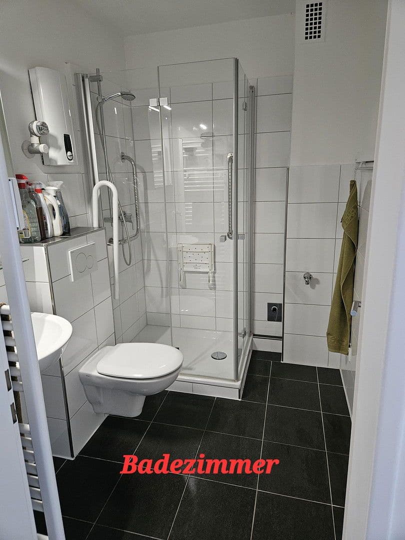 Prenájom bytu 3-izbový 75 m², Hattingen, Severné Porýnie - Westfálsko Prenájom bytu 3-izbový 75 m², Hattingen, Severné Porýnie - Westfálsko