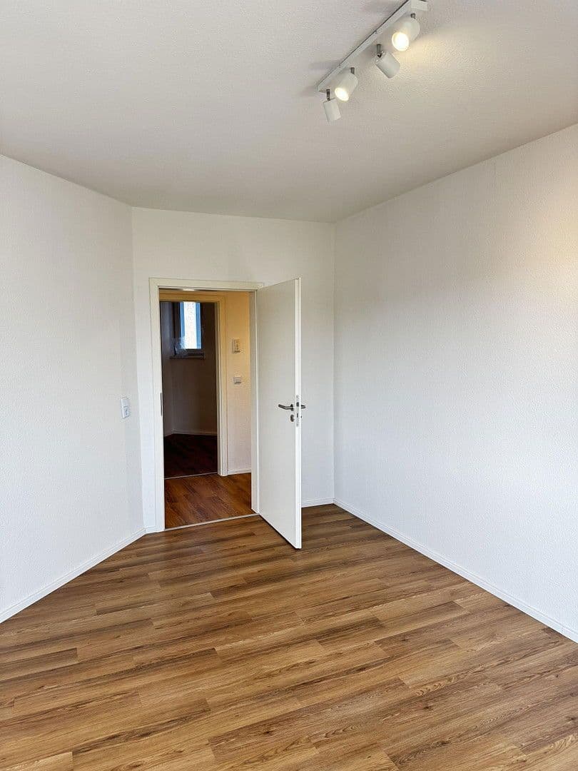 Prenájom bytu 2-izbový 58 m², Prüssingstraße 17, Jena, Durínsko Prenájom bytu 2-izbový 58 m², Prüssingstraße 17, Jena, Durínsko