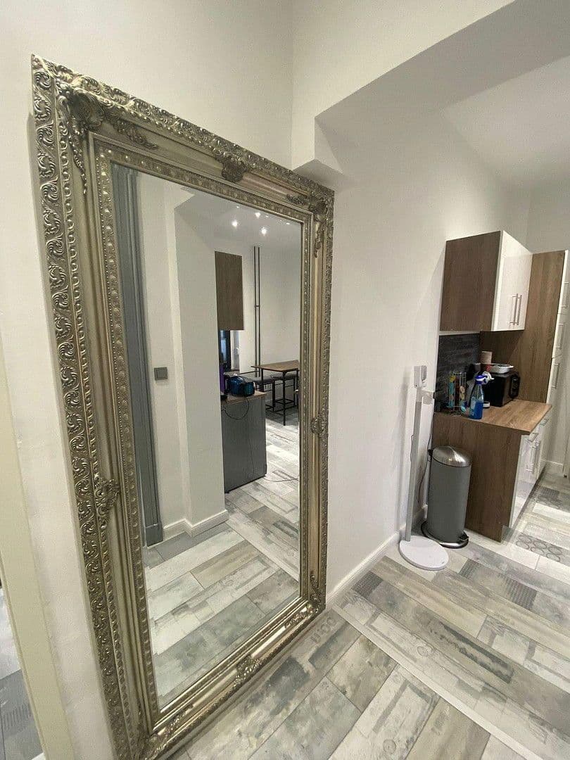 Prenájom bytu 3-izbový 20 m², Berlin, Berlín Prenájom bytu 3-izbový 20 m², Berlin, Berlín