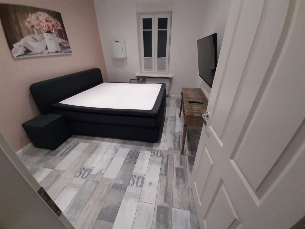 Prenájom bytu 3-izbový 20 m², Berlin, Berlín Prenájom bytu 3-izbový 20 m², Berlin, Berlín