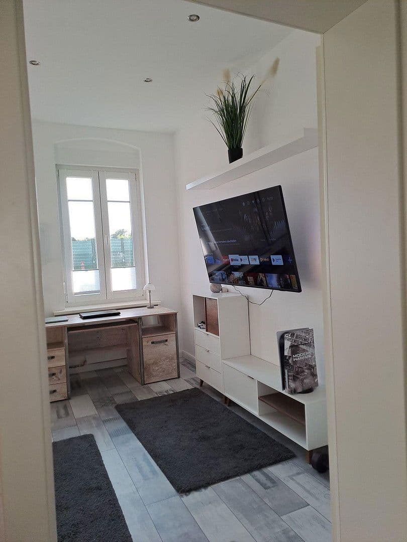 Prenájom bytu 3-izbový 20 m², Berlin, Berlín Prenájom bytu 3-izbový 20 m², Berlin, Berlín