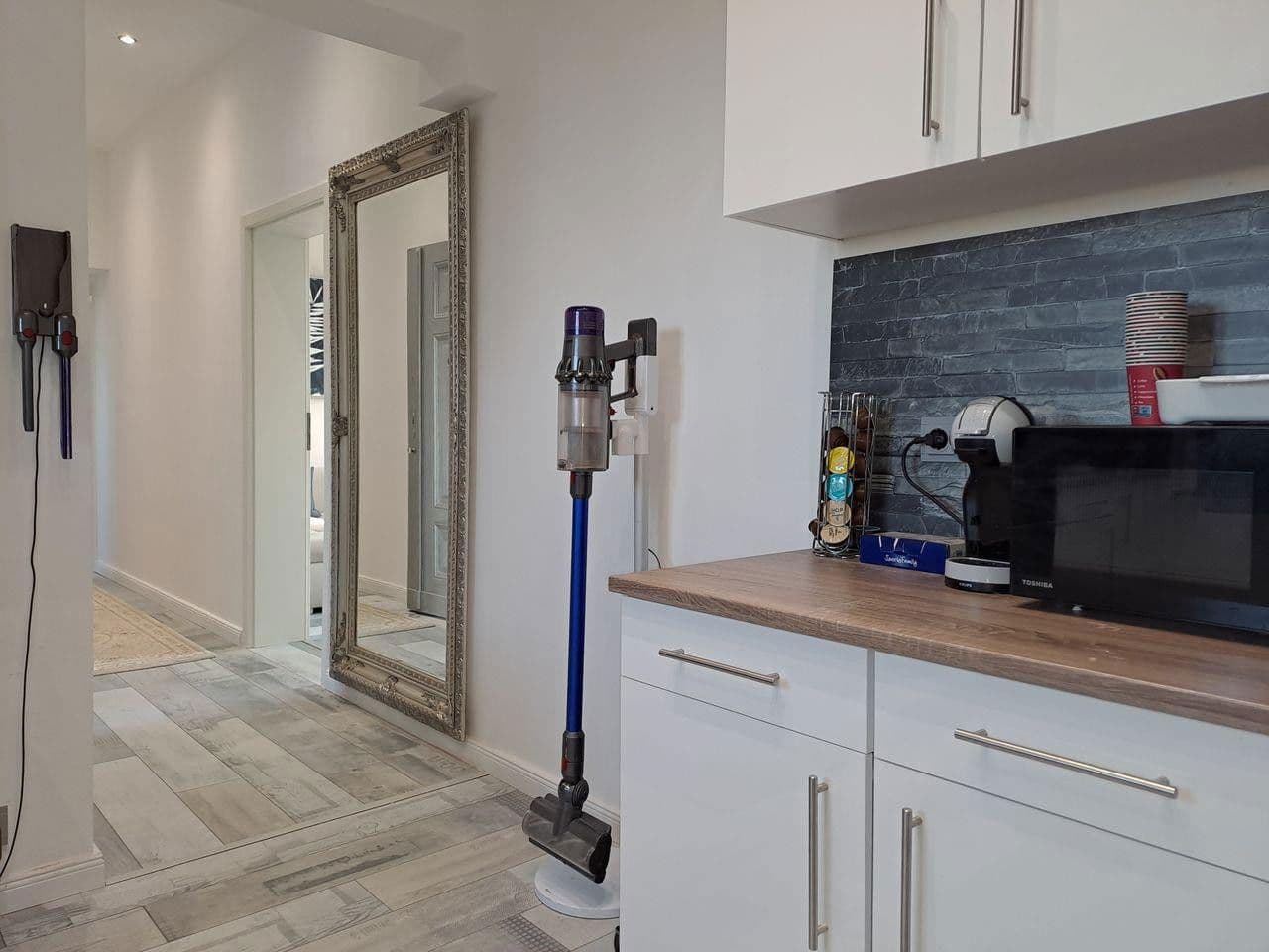 Prenájom bytu 3-izbový 20 m², Berlin, Berlín Prenájom bytu 3-izbový 20 m², Berlin, Berlín