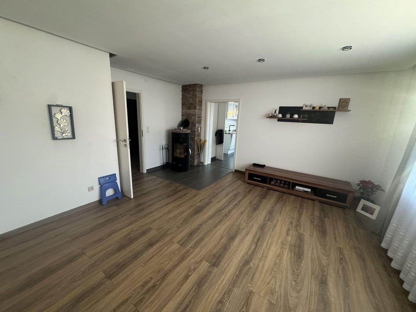 Prenájom bytu 5-izbový 134 m², Dietramszell, Bavorsko Prenájom bytu 5-izbový 134 m², Dietramszell, Bavorsko