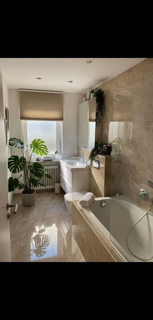 Predaj bytu 4-izbový 106 m², München, Bavorsko Predaj bytu 4-izbový 106 m², München, Bavorsko