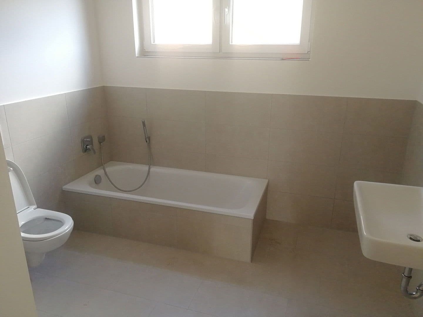 Prenájom bytu 3-izbový 90 m², Warburger Str. 75, Paderborn, Severné Porýnie - Westfálsko Prenájom bytu 3-izbový 90 m², Warburger Str. 75, Paderborn, Severné Porýnie - Westfálsko