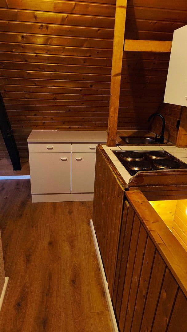 Prenájom bytu 1-izbový 20 m², Jahnstraße 42, Villingen-Schwenningen, Bádensko-Wurttembersko Prenájom bytu 1-izbový 20 m², Jahnstraße 42, Villingen-Schwenningen, Bádensko-Wurttembersko