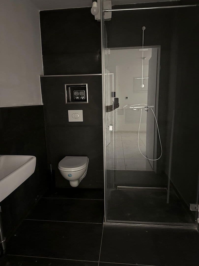 Prenájom bytu 3-izbový 117 m², Bochum, Severné Porýnie - Westfálsko Prenájom bytu 3-izbový 117 m², Bochum, Severné Porýnie - Westfálsko