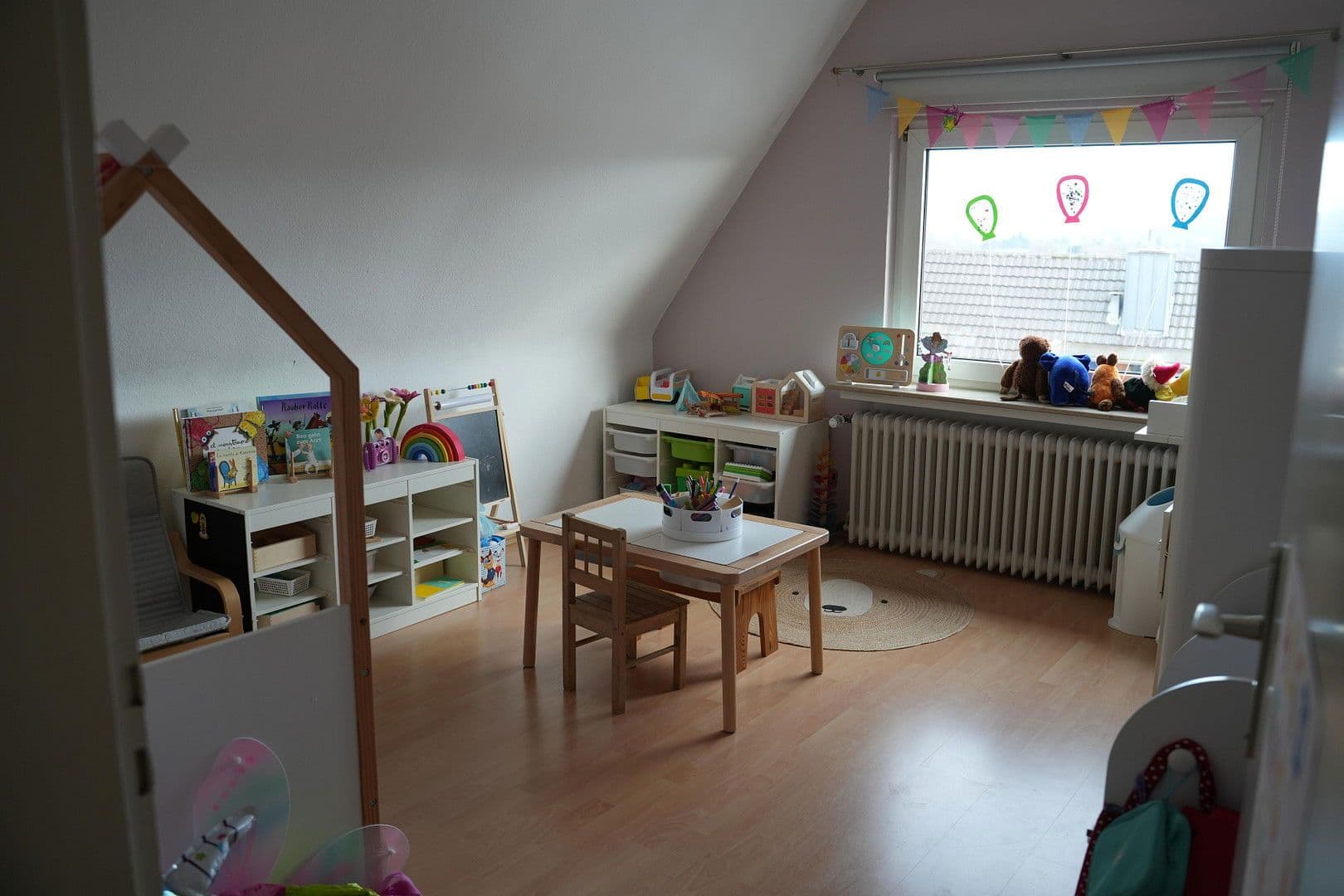 Prenájom bytu 3-izbový 66 m², Gringsstraße 23, Bonn, Severné Porýnie - Westfálsko Prenájom bytu 3-izbový 66 m², Gringsstraße 23, Bonn, Severné Porýnie - Westfálsko