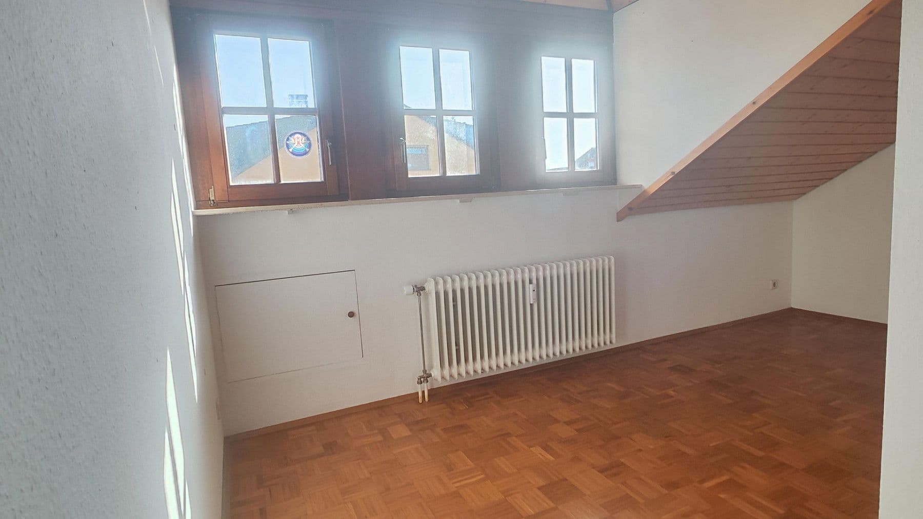 Predaj bytu 4-izbový 96 m², Waldbronn, Bádensko-Wurttembersko Predaj bytu 4-izbový 96 m², Waldbronn, Bádensko-Wurttembersko