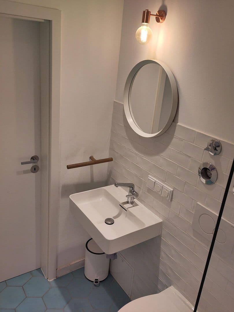 Prenájom bytu 3-izbový 102 m², Memlingstr. 2, München, Bavorsko Prenájom bytu 3-izbový 102 m², Memlingstr. 2, München, Bavorsko