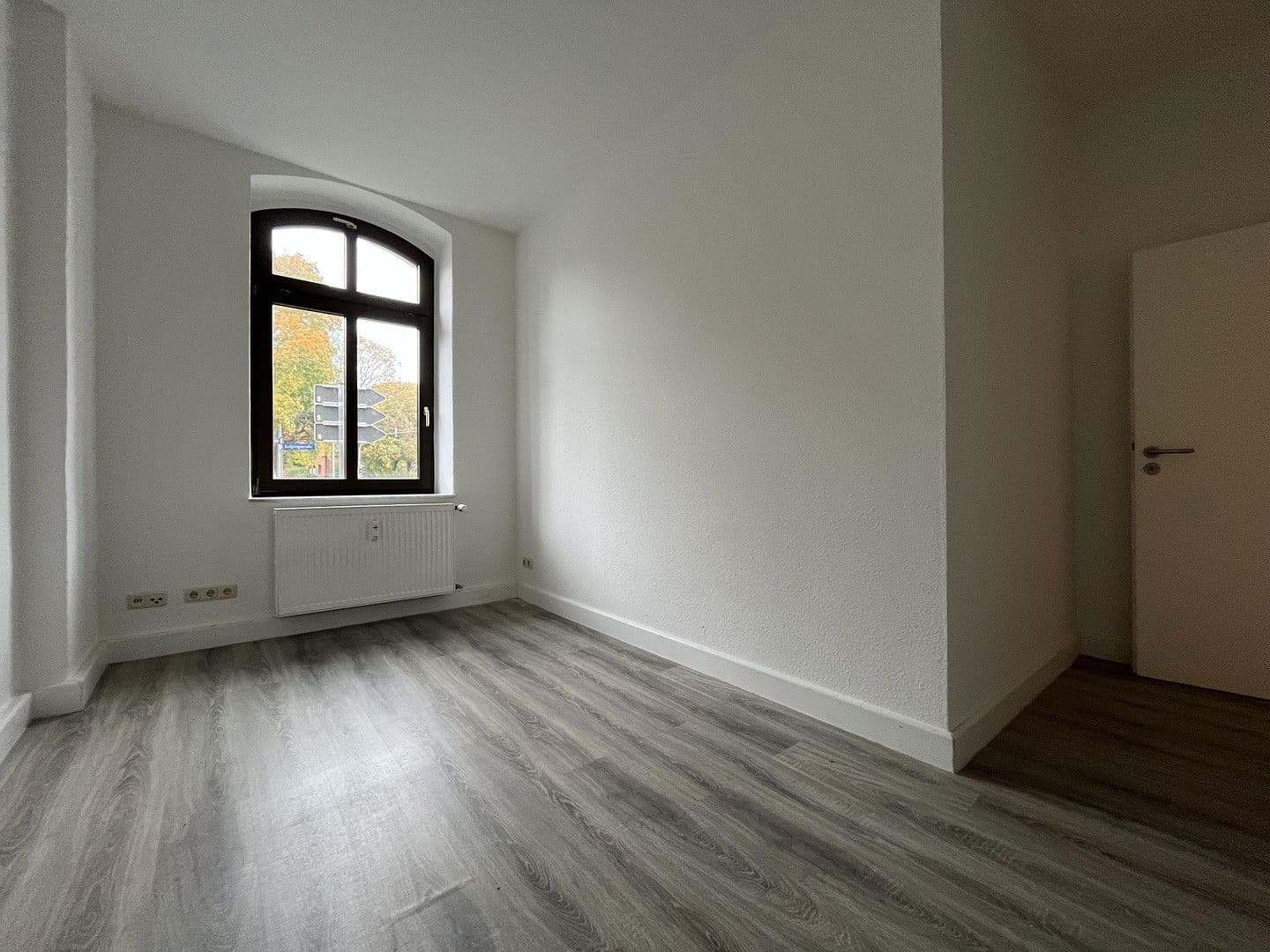 Prenájom bytu 3-izbový 78 m², Kolpingstraße 36, Zwickau, Sasko Prenájom bytu 3-izbový 78 m², Kolpingstraße 36, Zwickau, Sasko