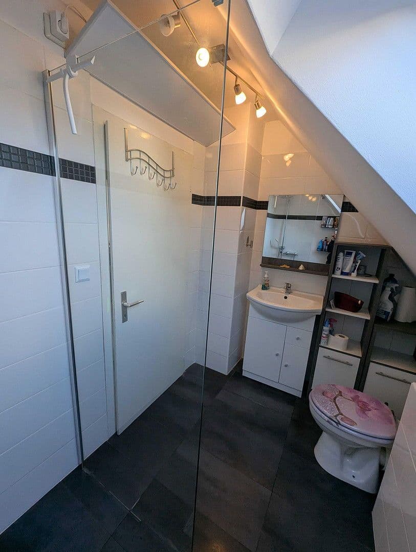 Predaj domu 115 m², pozemek 683 m², Walkertshofen, Bavorsko Predaj domu 115 m², pozemek 683 m², Walkertshofen, Bavorsko