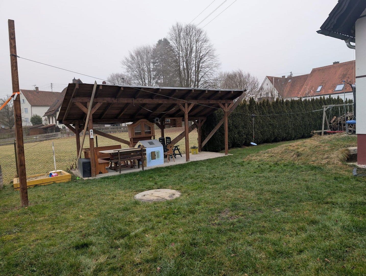 Predaj domu 115 m², pozemek 683 m², Walkertshofen, Bavorsko Predaj domu 115 m², pozemek 683 m², Walkertshofen, Bavorsko