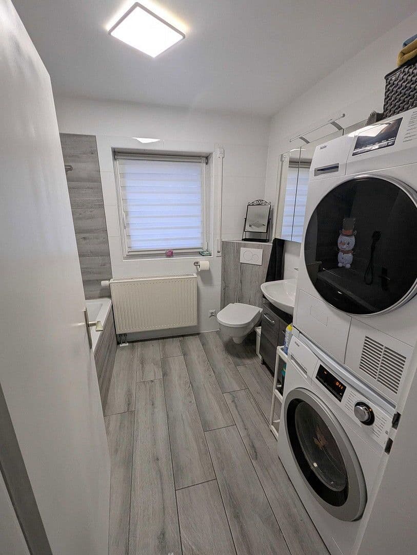 Predaj domu 115 m², pozemek 683 m², Walkertshofen, Bavorsko Predaj domu 115 m², pozemek 683 m², Walkertshofen, Bavorsko