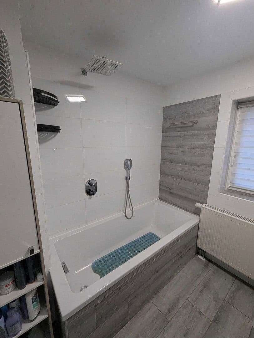 Predaj domu 115 m², pozemek 683 m², Walkertshofen, Bavorsko Predaj domu 115 m², pozemek 683 m², Walkertshofen, Bavorsko