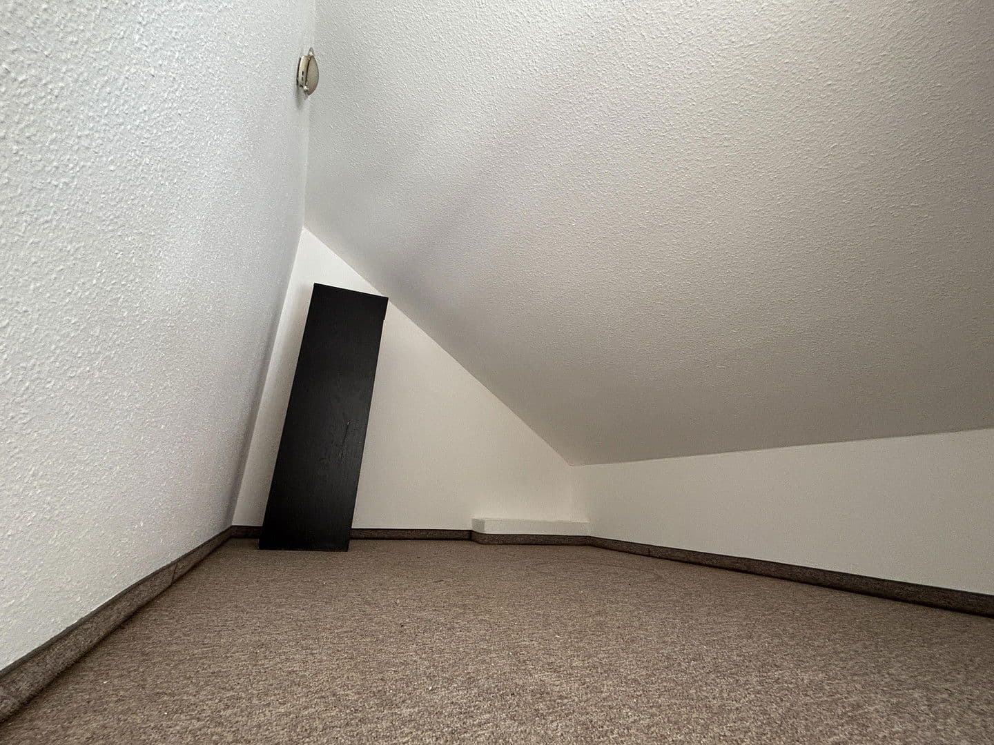 Prenájom bytu 1-izbový 30 m², Freudenstadt, Bádensko-Wurttembersko Prenájom bytu 1-izbový 30 m², Freudenstadt, Bádensko-Wurttembersko