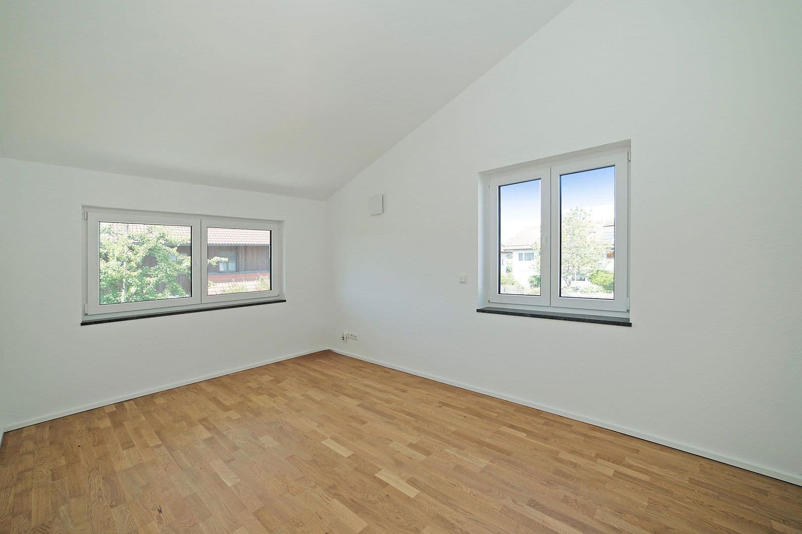 Predaj domu 153 m², pozemek 206 m², Erlenweg, Brunnthal, Bavorsko Predaj domu 153 m², pozemek 206 m², Erlenweg, Brunnthal, Bavorsko