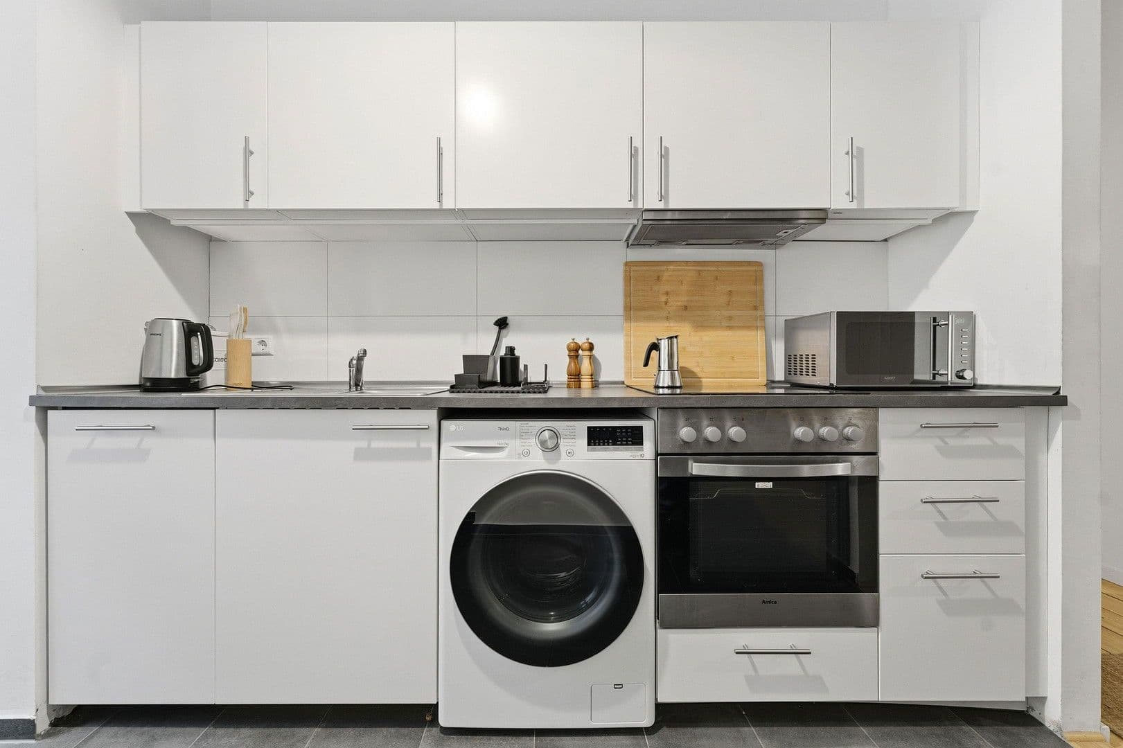 Prenájom bytu 107 m², Simon-Dach-Straße 13, Berlin, Berlín Prenájom bytu 107 m², Simon-Dach-Straße 13, Berlin, Berlín