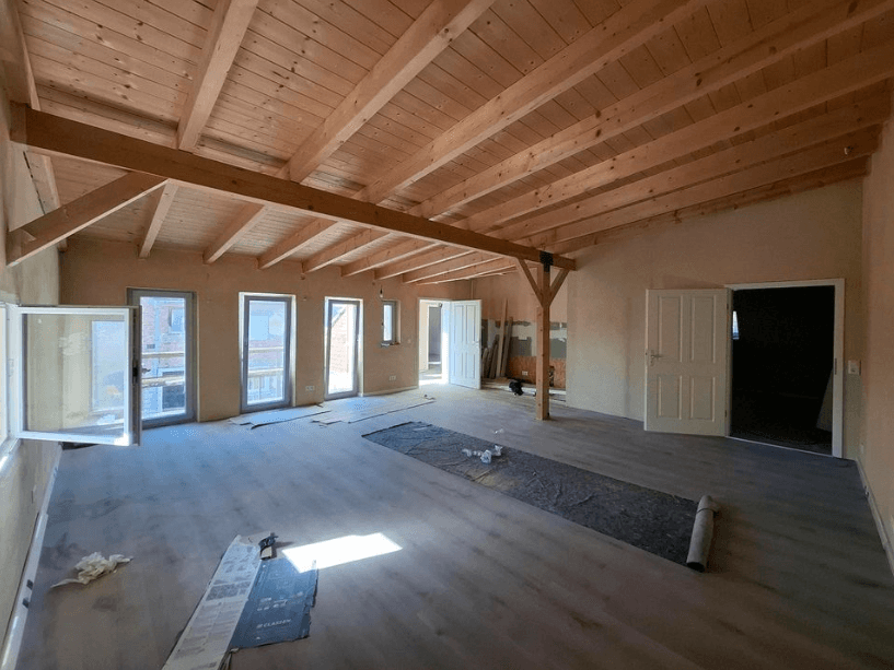 Predaj domu 208 m², pozemek 474 m², Albertshofen, Bavorsko Predaj domu 208 m², pozemek 474 m², Albertshofen, Bavorsko