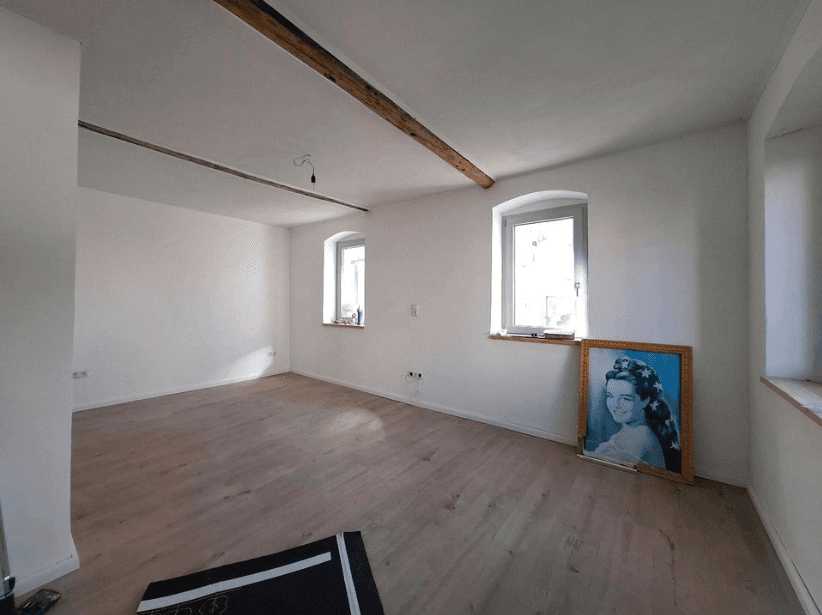 Predaj domu 208 m², pozemek 474 m², Albertshofen, Bavorsko Predaj domu 208 m², pozemek 474 m², Albertshofen, Bavorsko