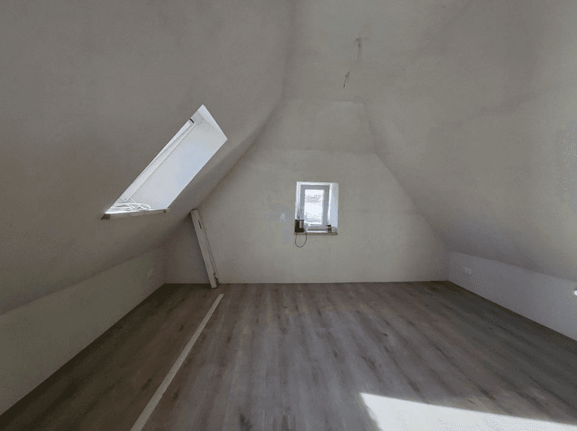 Predaj domu 208 m², pozemek 474 m², Albertshofen, Bavorsko Predaj domu 208 m², pozemek 474 m², Albertshofen, Bavorsko