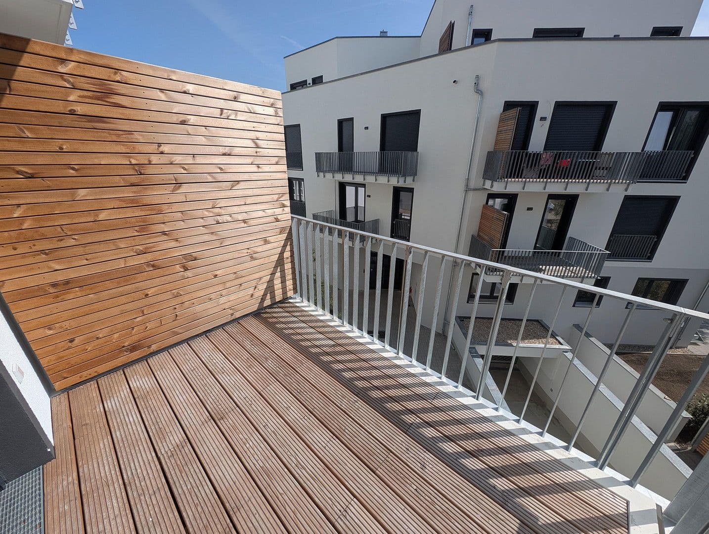 Prenájom bytu 2-izbový 94 m², Mahlsdorferstr 7-8, Berlin Köpenick, Berlín Prenájom bytu 2-izbový 94 m², Mahlsdorferstr 7-8, Berlin Köpenick, Berlín