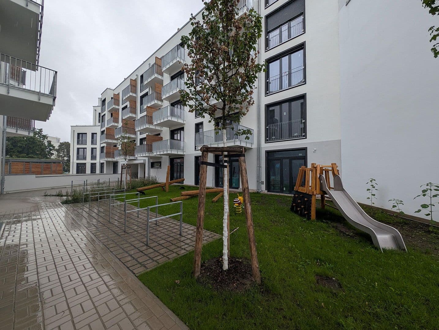 Prenájom bytu 2-izbový 94 m², Mahlsdorferstr 7-8, Berlin Köpenick, Berlín Prenájom bytu 2-izbový 94 m², Mahlsdorferstr 7-8, Berlin Köpenick, Berlín