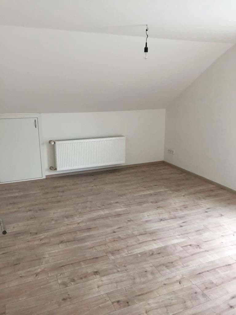 Predaj bytu 3-izbový 90 m², Walldorf, Bádensko-Wurttembersko Predaj bytu 3-izbový 90 m², Walldorf, Bádensko-Wurttembersko