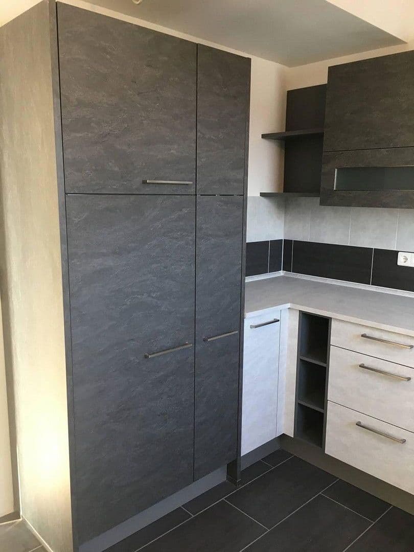 Predaj bytu 3-izbový 90 m², Walldorf, Bádensko-Wurttembersko Predaj bytu 3-izbový 90 m², Walldorf, Bádensko-Wurttembersko