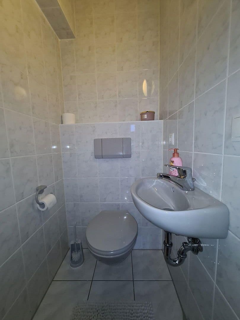 Predaj bytu 3-izbový 72 m², Vallendar, Porýnie-Falcko Predaj bytu 3-izbový 72 m², Vallendar, Porýnie-Falcko