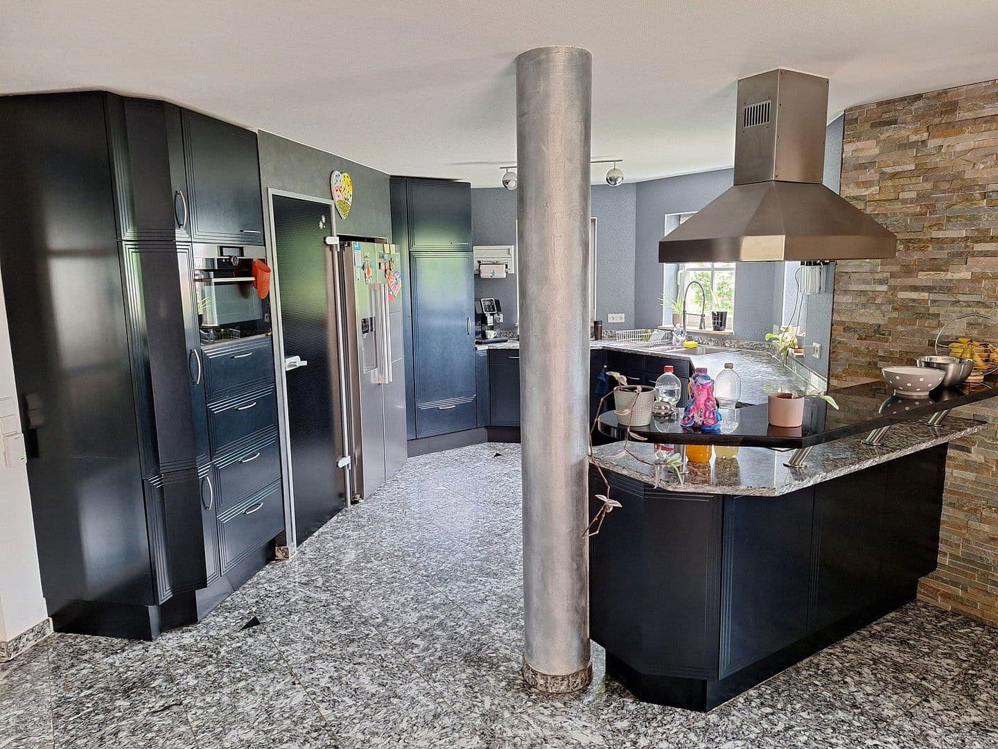 Predaj domu 175 m², pozemek 757 m², Krokusweg 1, Münsingen, Bádensko-Wurttembersko Predaj domu 175 m², pozemek 757 m², Krokusweg 1, Münsingen, Bádensko-Wurttembersko