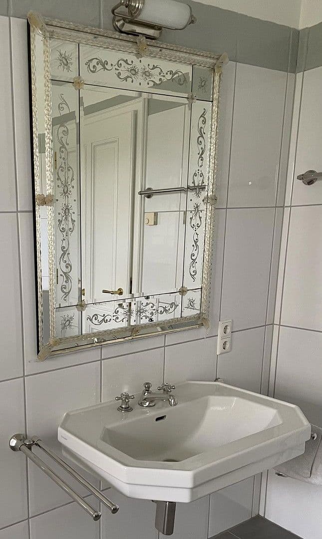 Predaj domu 360 m², pozemek 1.240 m², Paustian-Ring 122, Bad Bramstedt, Šlezvicko-Holštajnsko Predaj domu 360 m², pozemek 1.240 m², Paustian-Ring 122, Bad Bramstedt, Šlezvicko-Holštajnsko