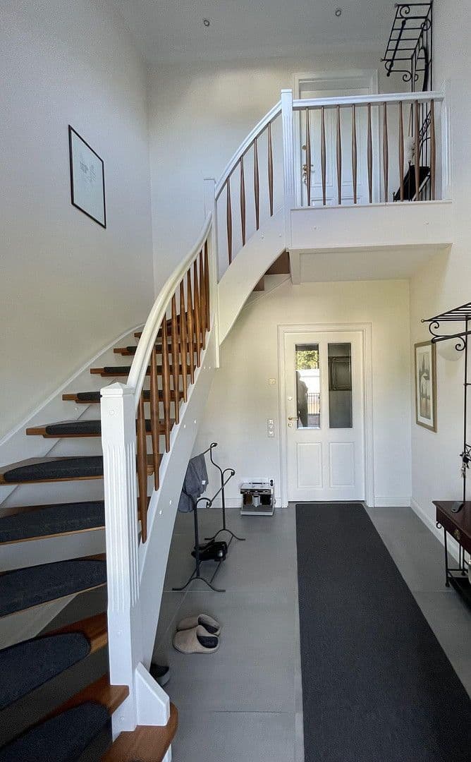 Predaj domu 360 m², pozemek 1.240 m², Paustian-Ring 122, Bad Bramstedt, Šlezvicko-Holštajnsko Predaj domu 360 m², pozemek 1.240 m², Paustian-Ring 122, Bad Bramstedt, Šlezvicko-Holštajnsko