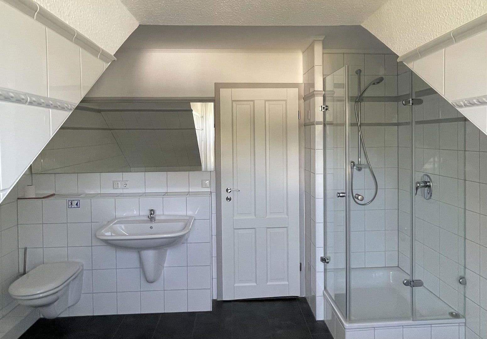 Predaj domu 360 m², pozemek 1.240 m², Paustian-Ring 122, Bad Bramstedt, Šlezvicko-Holštajnsko Predaj domu 360 m², pozemek 1.240 m², Paustian-Ring 122, Bad Bramstedt, Šlezvicko-Holštajnsko